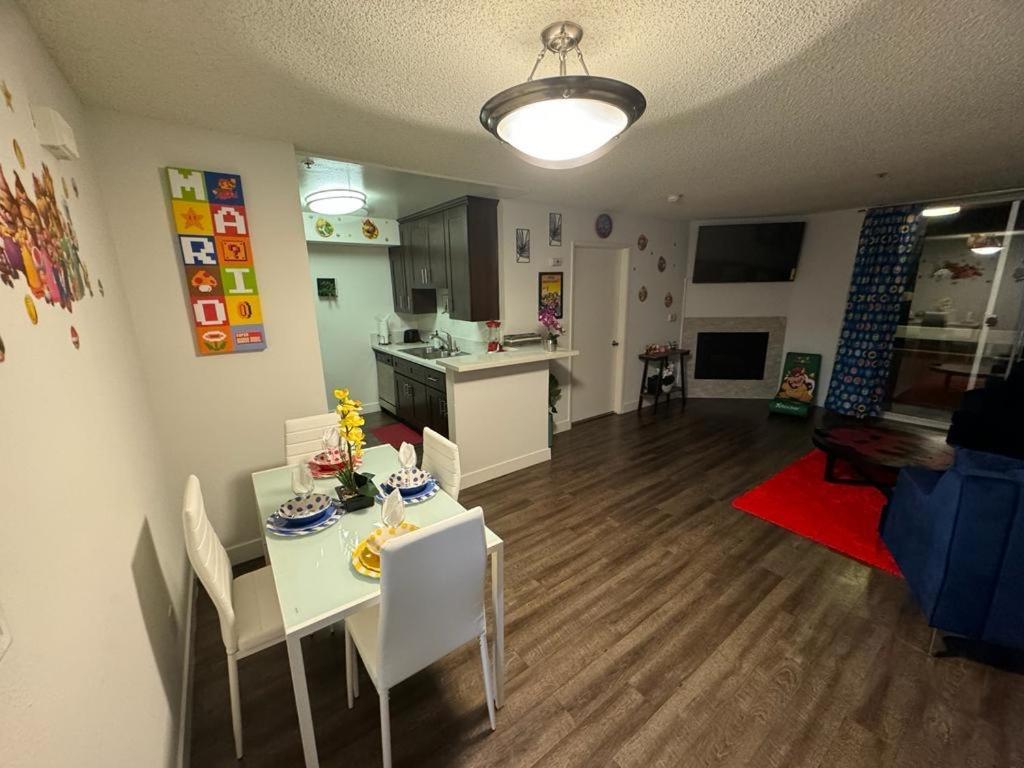 Mario, Harry Potter, Disney & Not Themed Loft Universal Studios 10Min Loft Apartment لوس أنجلوس المظهر الخارجي الصورة