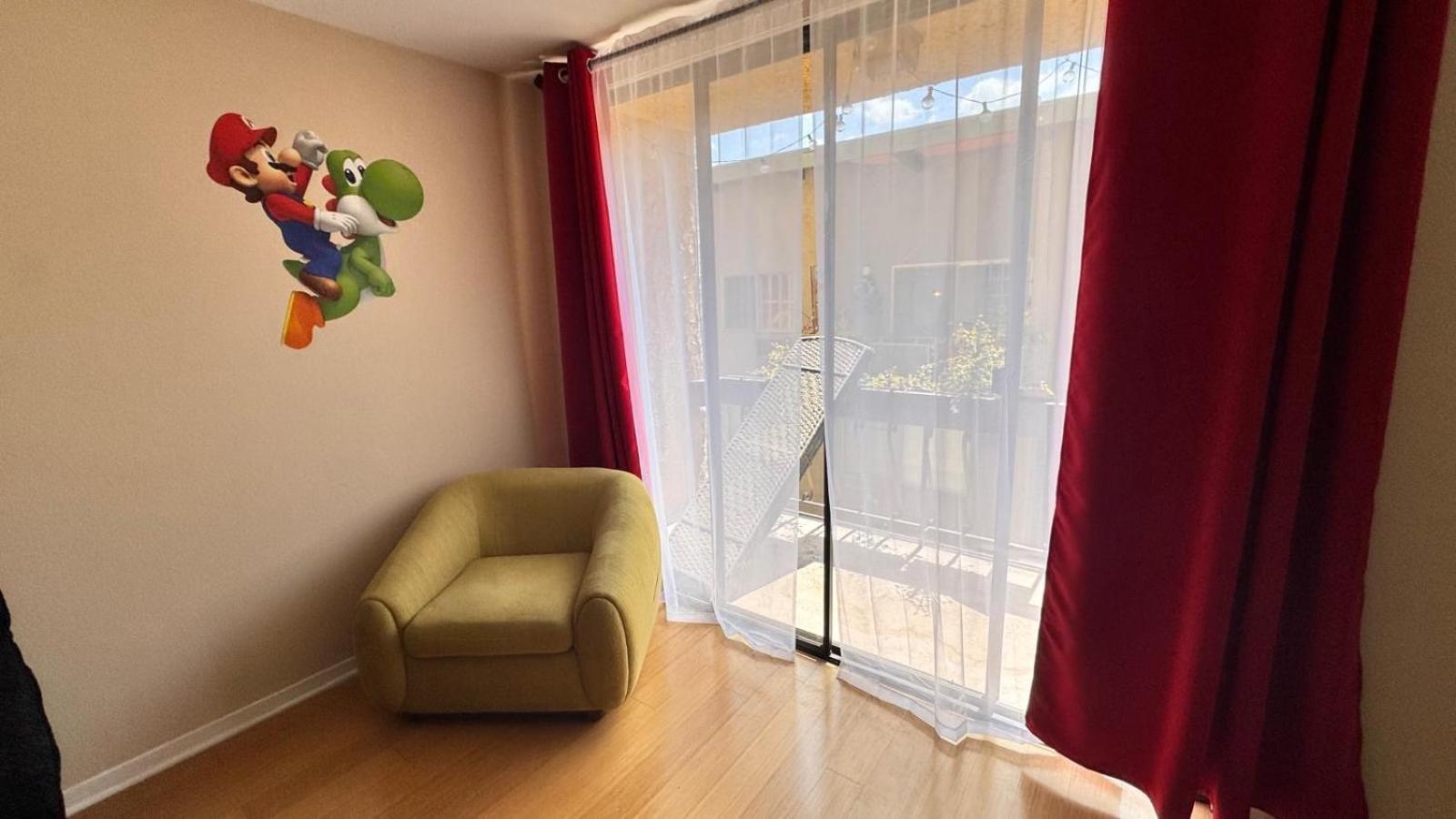 Mario, Harry Potter, Disney & Not Themed Loft Universal Studios 10Min Loft Apartment لوس أنجلوس المظهر الخارجي الصورة