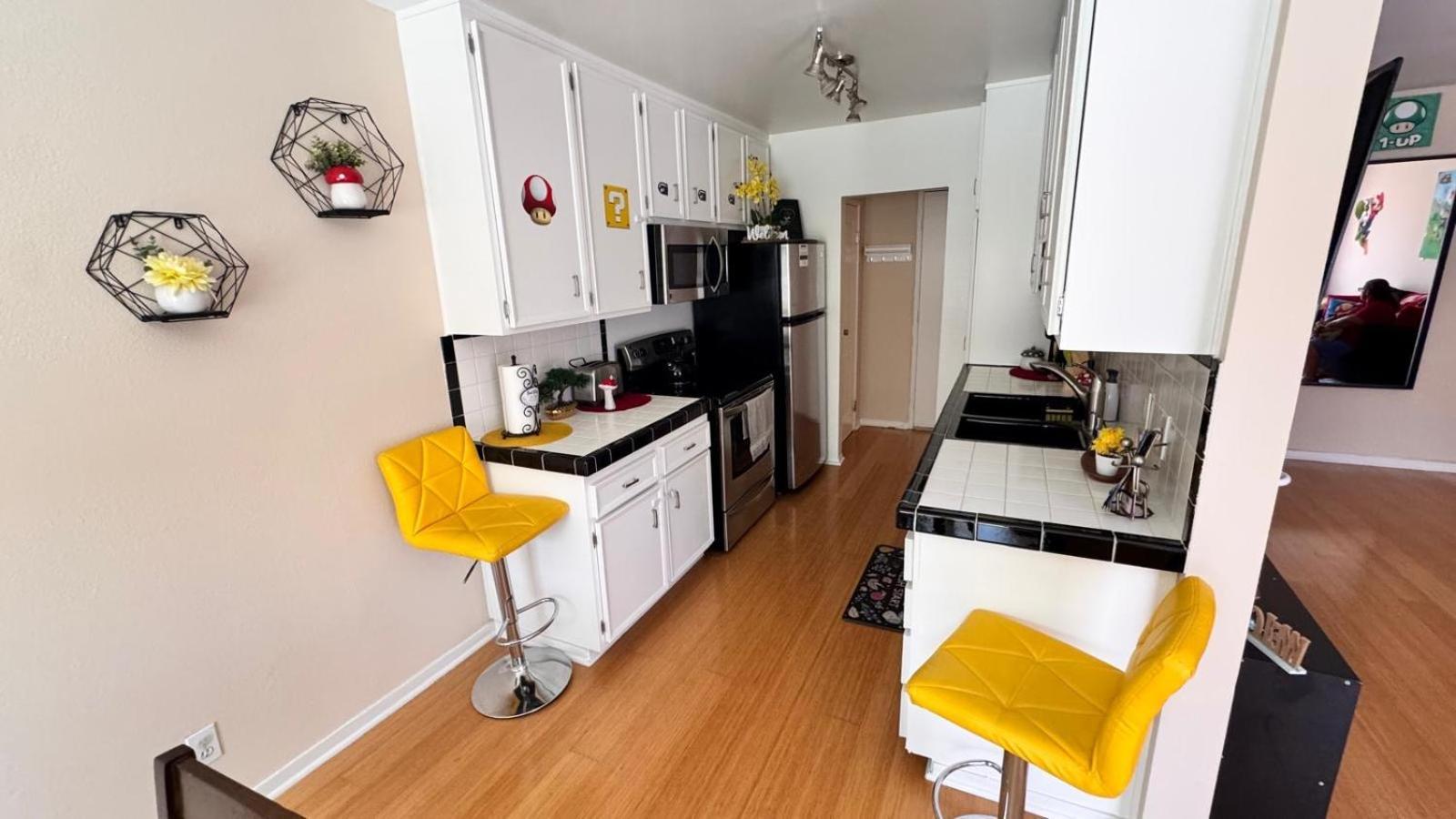 Mario, Harry Potter, Disney & Not Themed Loft Universal Studios 10Min Loft Apartment لوس أنجلوس المظهر الخارجي الصورة