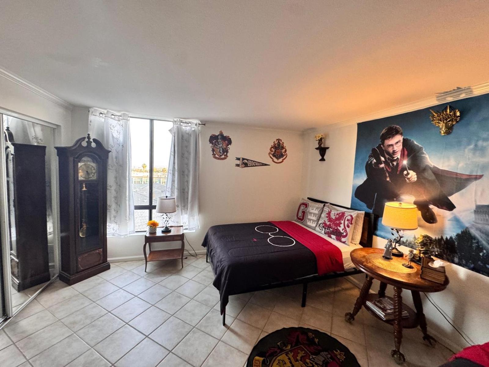 Mario, Harry Potter, Disney & Not Themed Loft Universal Studios 10Min Loft Apartment لوس أنجلوس المظهر الخارجي الصورة